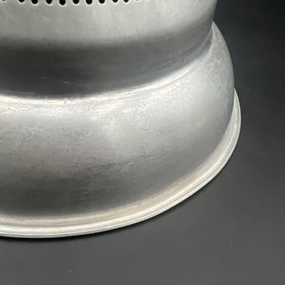 Vintage Wear-Ever No. 8 Aluminum Strainer Colander Canning Sieve Ricer USA - Picture 8 of 9